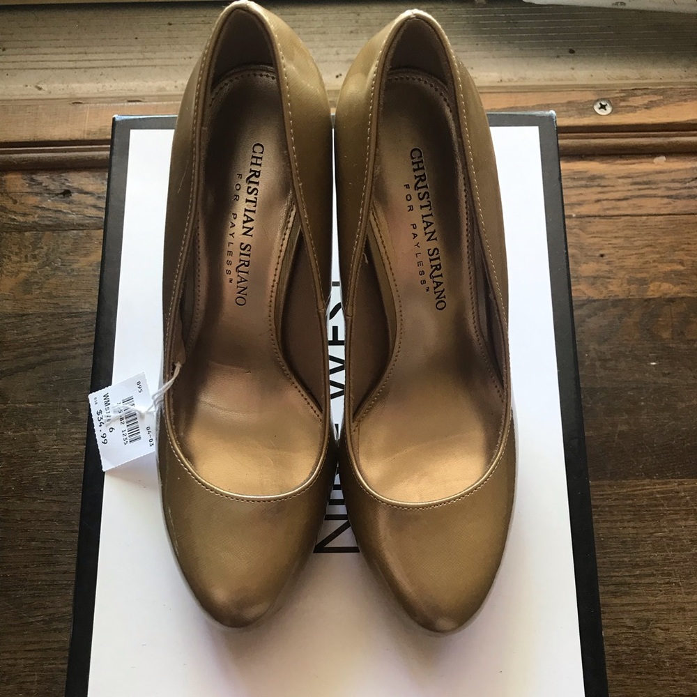 CHRISTIAN SIRIANO GOLD HEELS